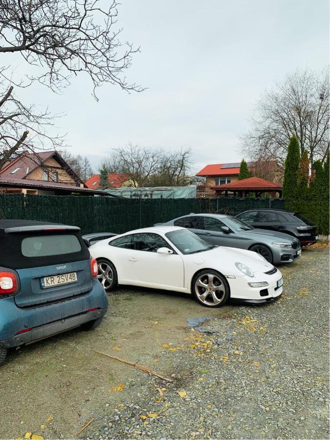 The Castle Suites & Apartment - Free Parking - (Adults Only) Cracovia Exterior foto